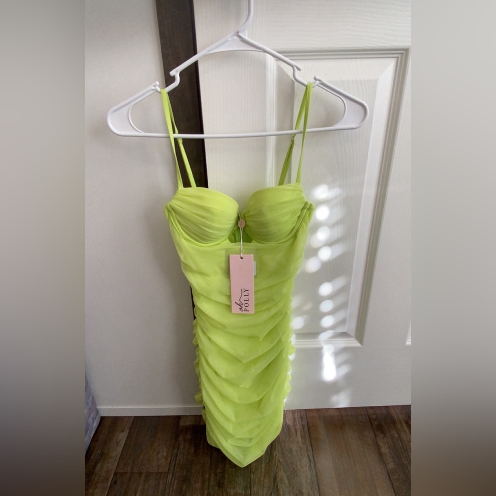 Selling brand new oh Polly dress